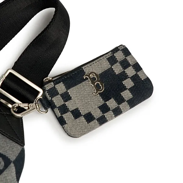 Túi Đeo Hông MLB Checkerboard Jacquard Hip Sack Boston Red Sox Black 3AHSM082N-43BKS Màu Đen