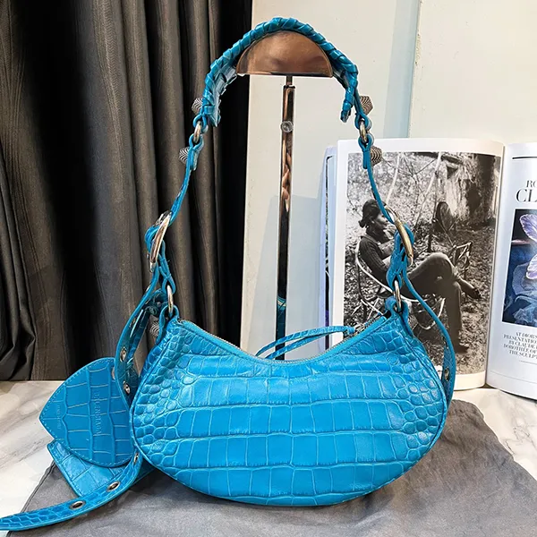 Túi Đeo Vai Nữ Balenciaga Le Cagole XS Shoulder Bag Crocodile Embossed Màu Xanh Dương