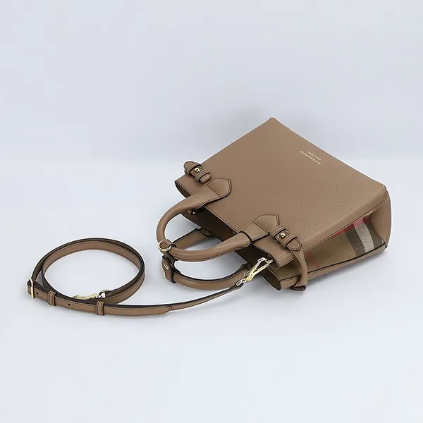 Túi Xách Tay Nữ Burberry Banner House Check 80571311 Bag Màu Be Nâu