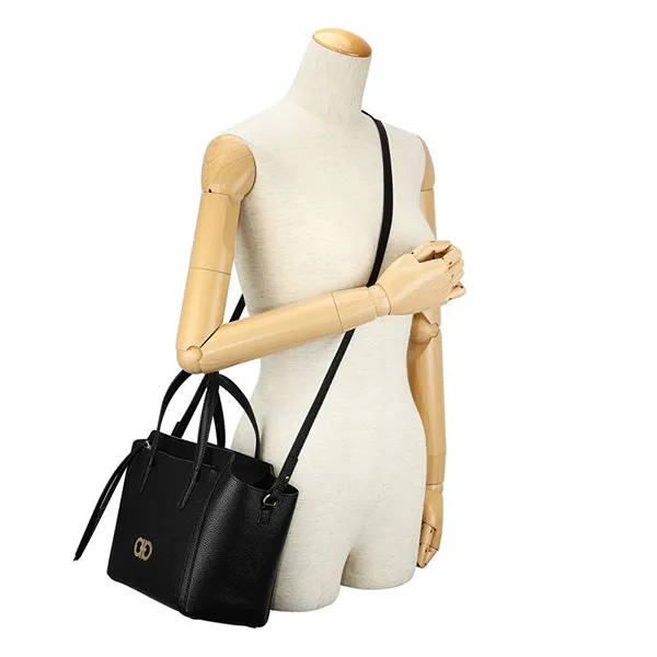 Túi Xách Tay Nữ Salvatore Ferragamo Gancini Handbag 2way Bordeaux Màu Đen - Túi xách - Vua Hàng Hiệu