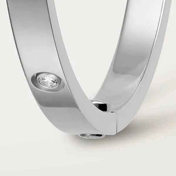 Vòng Đeo Tay Jewery Luxury Love Bracelet, Small Model, 10 Diamonds Màu Vàng Trắng Size 16