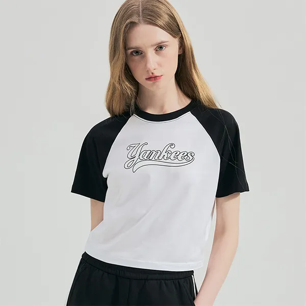 Áo Croptop Nữ MLB Varsity New York Yankees 3FTSV1343-50IVS Màu Trắng Đen Size XS