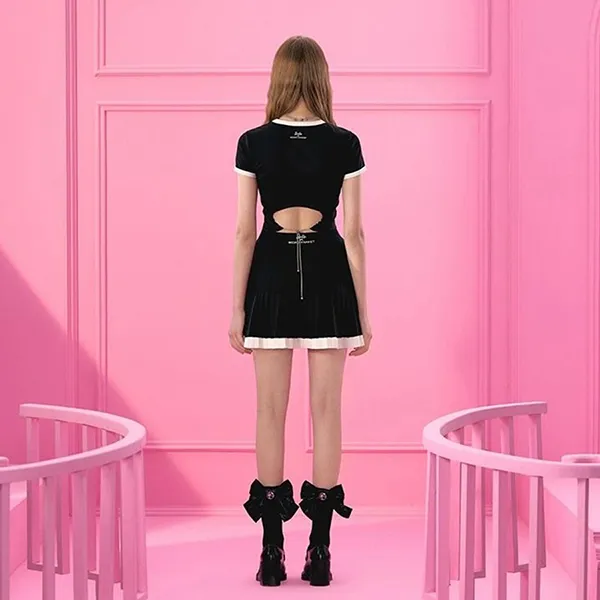 Áo Croptop Nữ Weird Market Barbie Rhinestone Printed Top Moonless Night Black Pickleball Màu Đen Size M