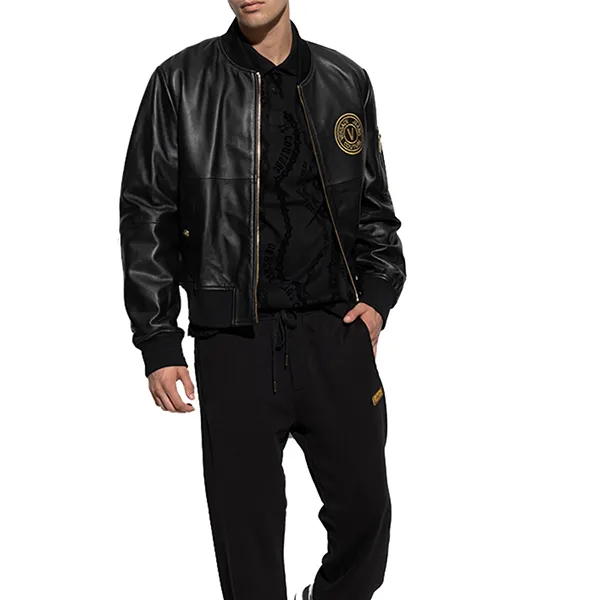 Áo Khoác Nam Versace Jeans Couture Black Jacket With Logo 77GAVP06 CPPS3 G89 Màu Đen Size 44