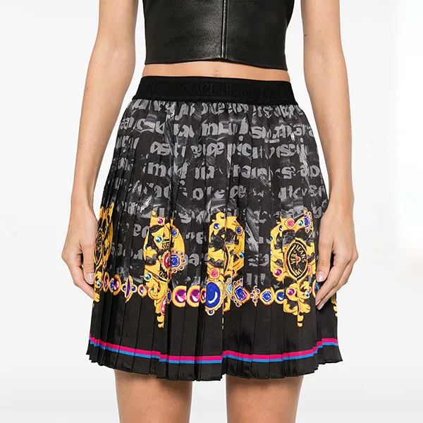 Chân Váy Nữ Versace Jeans Couture Black With Logo Printed Skirt 76HAE8P1NS458G89 Màu Đen Họa Tiết Size 38