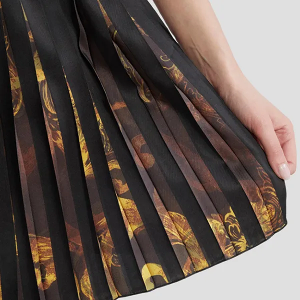 Chân Váy Versace Jeans Couture Black With Baroque Logo Printed 76HAE811 NS401 G89 Màu Đen Vàng Size 38 - Thời trang - Vua Hàng Hiệu