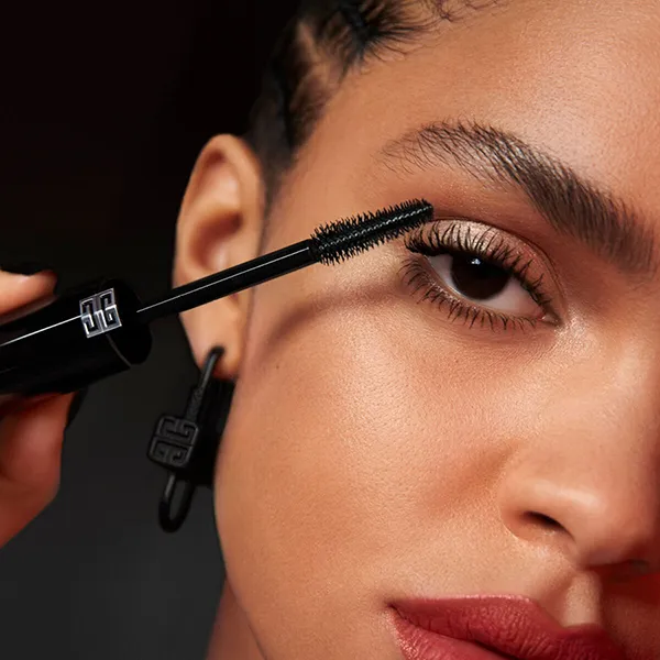 Chuốt Mi Givenchy L'Interdit Couture Volume Mascara Màu Đen 8g