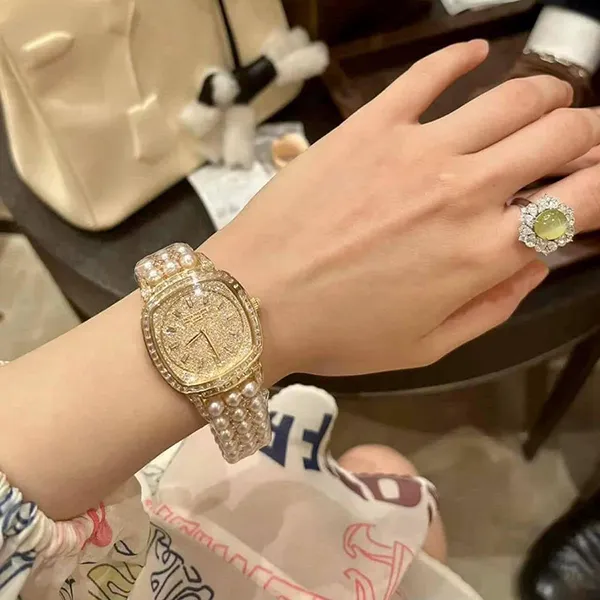 Đồng Hồ Nữ Patek Philippe Gondolo 7042/100R-010 Màu Vàng Trắng