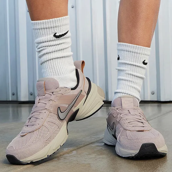Giày Thể Thao Nữ Nike V2K Run FN6703-001 Màu Hồng Size 35.5