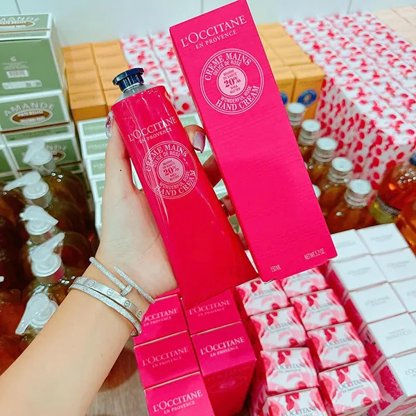 Kem Dưỡng Da Tay L'Occitane Shea Butter Wonderful Rose Hand Cream 150ml