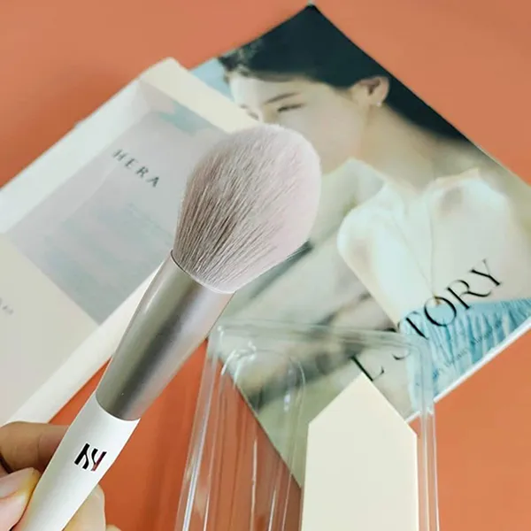 Set Cọ Má Và Mút Tán Hera Base Tool Kit Brush Puff 2 Món - Trang điểm - Vua Hàng Hiệu