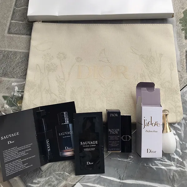 Set Nước Hoa Dior Mini Sauvage J'adore Gitf Set 4 Món (Kèm Túi)