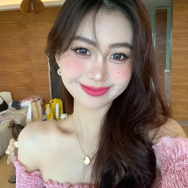 Son Kem Chanel Le Rouge Duo Ultra Tenue Ultrawear Liquid Lip Colour 59 Shocking Pink Màu Hồng Tươi