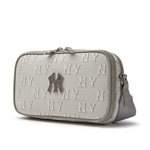 Túi Đeo Chéo Nữ MLB Classic Monogram Jacquard Mini Cross Bag New York Yankees 3ACRS014N-50CGL Màu Xám Trắng