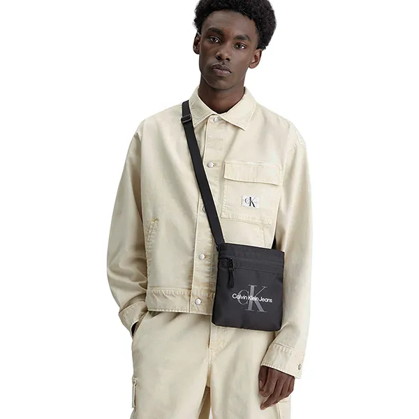 Túi Đeo Chéo Nam Calvin Klein CK Flat Logo Crossbody Bag K50K511097_NEBDS Màu Đen - Túi xách - Vua Hàng Hiệu