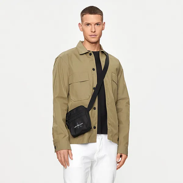 Túi Đeo Chéo Nam Calvin Klein CK Logo Reporter Bag K50K512156_NEBEH Màu Đen - Túi xách - Vua Hàng Hiệu