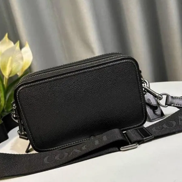 Túi Đeo Chéo Nam Coach Wyatt Crossbody In Signature Canvas CM113 Màu Đen