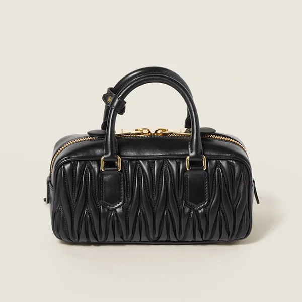 Túi Đeo Chéo Nữ Miu Miu Matelasse Nappa Handle Bag Màu Đen Size 19 - Túi xách - Vua Hàng Hiệu