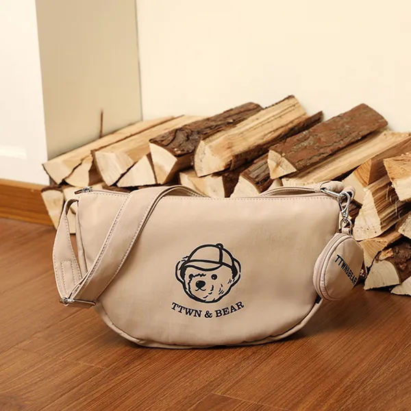 Túi Đeo Chéo Nữ TTWN BEAR TN3560 Màu Trà Sữa