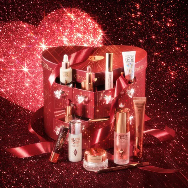 Bộ Trang Điểm Và Dưỡng Da Charlotte Tilbury Charlotte's Beauty Treasure Chest Of Love 12 Món - Mỹ phẩm - Vua Hàng Hiệu