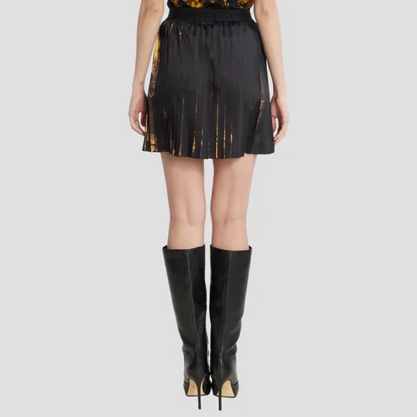 Chân Váy Nữ Versace Jeans Couture Black With Baroque Logo Printed 76HAE811 NS401 G89 Màu Đen Size 38 - Thời trang - Vua Hàng Hiệu
