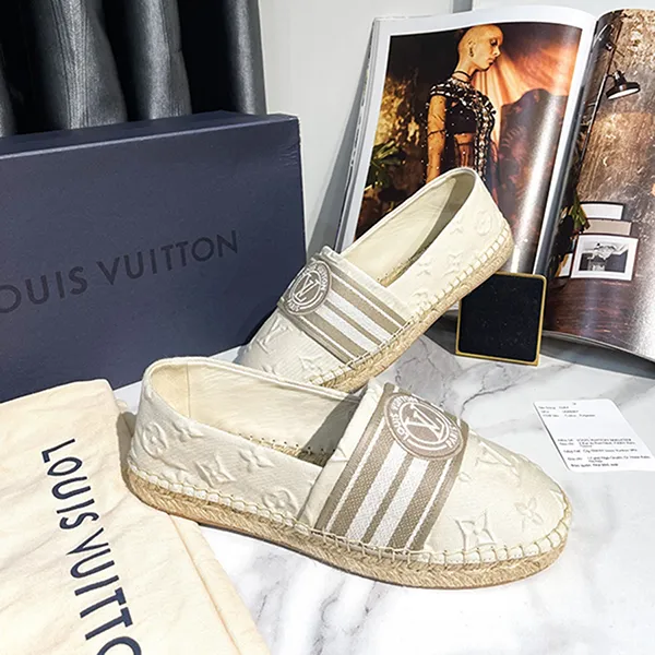 Giày Slip On Nữ Louis Vuitton LV Cloth Espadrilles Màu Be Size 36
