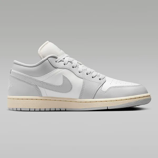 Giày Thể Thao Nike Air Jordan 1 Low DC0774-103 Màu Trắng Phối Xám Size 35.5