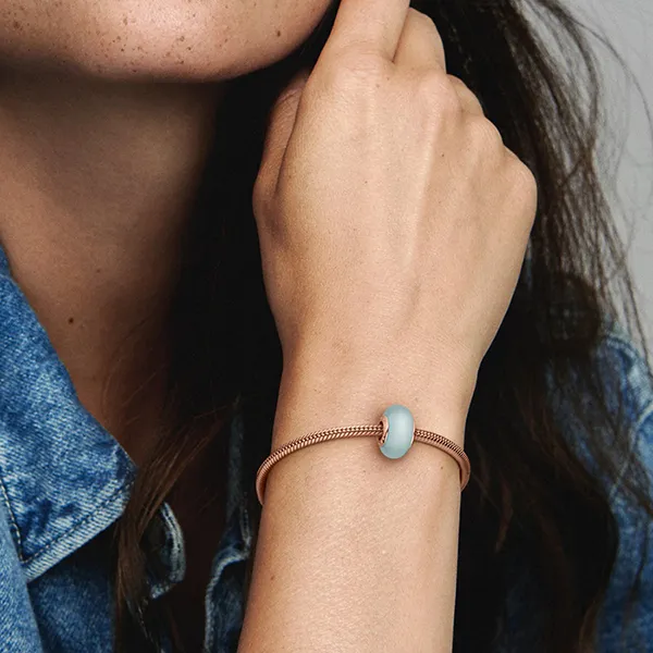 Hạt Vòng Charm Pandora Matte Blue Murano Glass 789420C00 Màu Xanh Nhạt