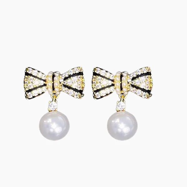 Khuyên Tai Nữ Kya Jewel Dazzling Pearl Bow PE29 Màu Trắng Vàng