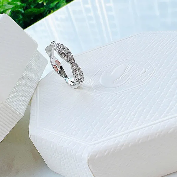 Nhẫn Nữ Swarovski Infinity Ring Round Cut, White, Rhodium Plated 5717572 Màu Bạc Size 52 - Trang sức - Vua Hàng Hiệu