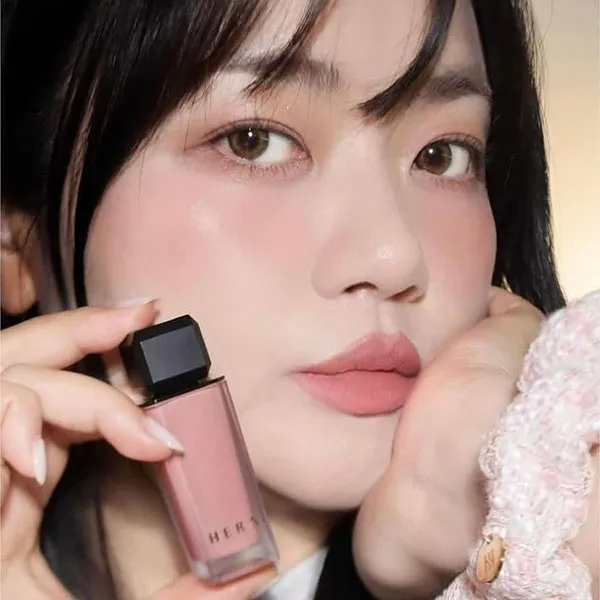Son Kem Hera Sensual Powder Matte Liquid 426 Earl Grey Màu Hồng Beige - Son Môi - Vua Hàng Hiệu