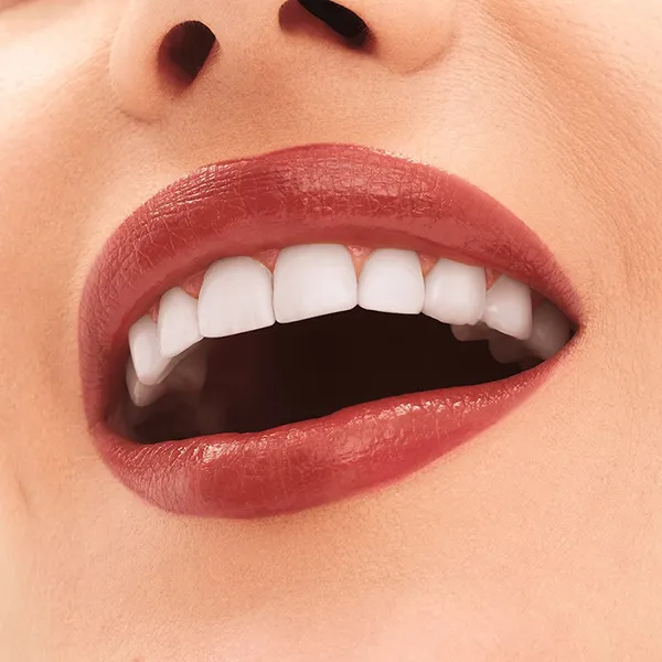 Son MAC Lustreglass Sheer-Shine Lipstick Sweeter Cinnamon Màu Đỏ Cam Gạch
