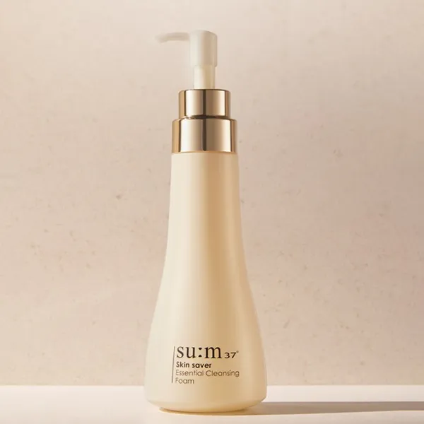 Sữa Rửa Mặt Dạng Gel Làm Sạch Sâu Su:m37 Skin Saver Essential Cleansing Foam 250ml