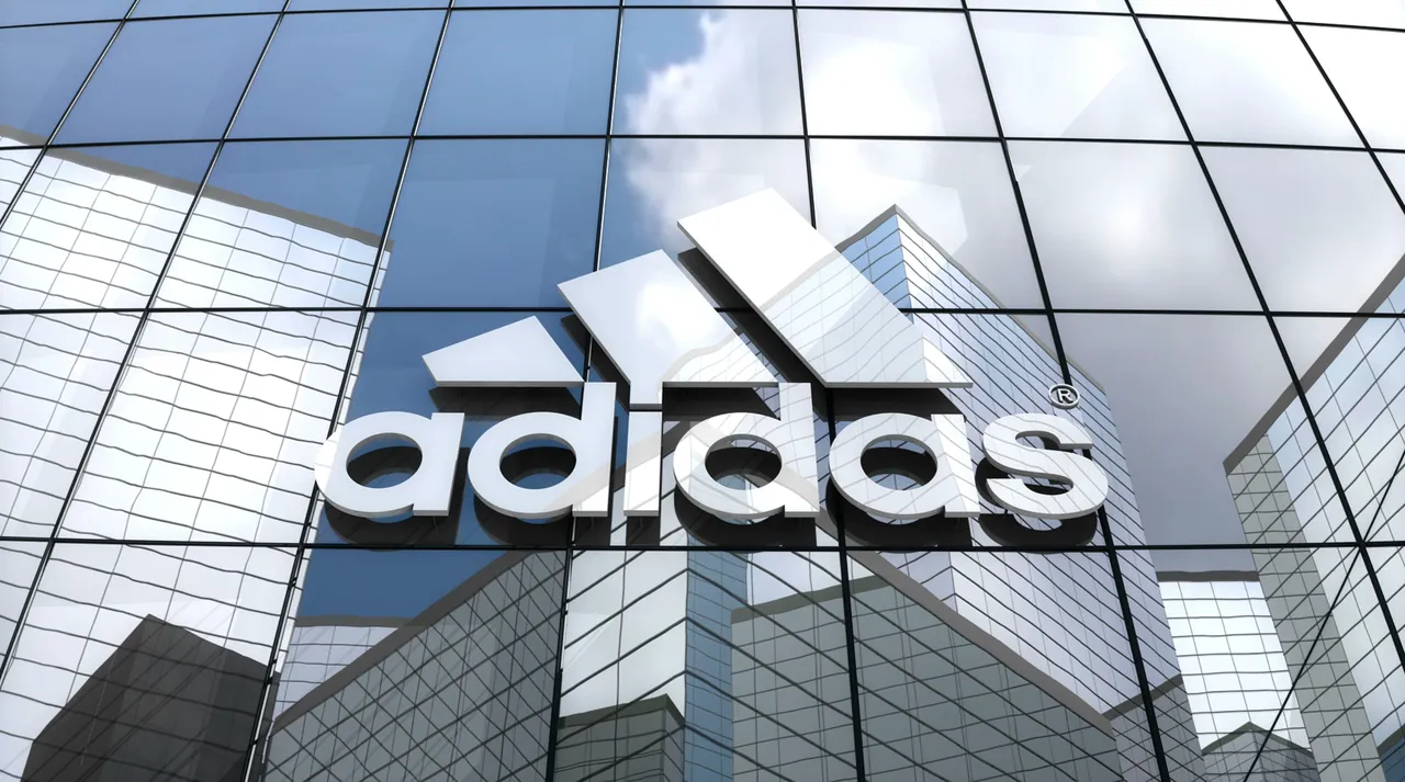 Thương Hiệu Adidas Của Nước Nào?