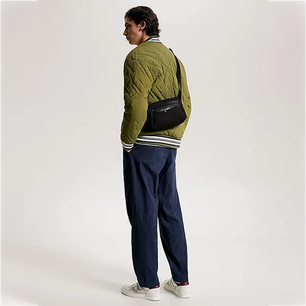 Túi Đeo Chéo Nam Tommy Hilfiger TH Classic Prep Camera Bag AM11526 - 001 Màu Đen