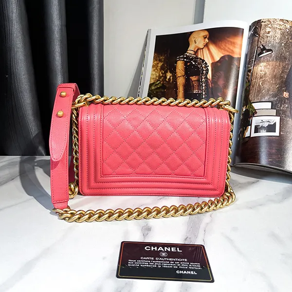 Túi Đeo Chéo Nữ Chanel Boy Flap Bag Quilted Lambskin Small Màu Hồng