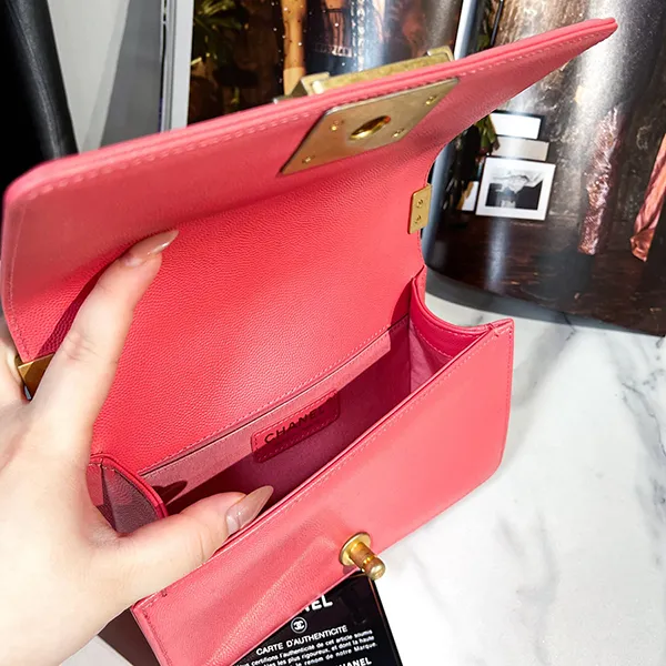 Túi Đeo Chéo Nữ Chanel Boy Flap Bag Quilted Lambskin Small Màu Hồng