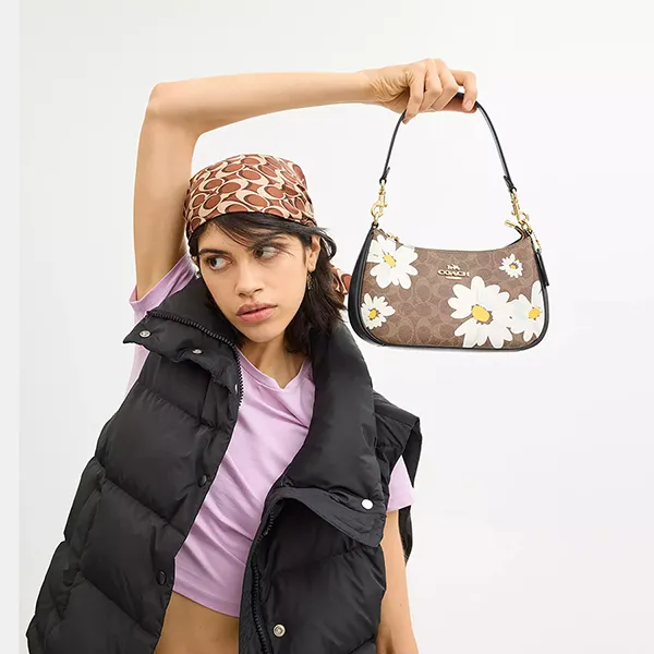 Túi Đeo Vai Nữ Coach Teri Shoulder Bag In Signature Canvas With Floral Print CZ586 Màu Nâu