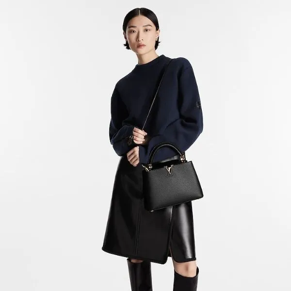Túi Xách Tay Louis Vuitton LV Capucines BB Handle Bag TM94755 Màu Đen
