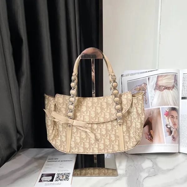 Túi Xách Tay Nữ Christian Dior Monogram Romantique Trotter Bag Beige Màu Be