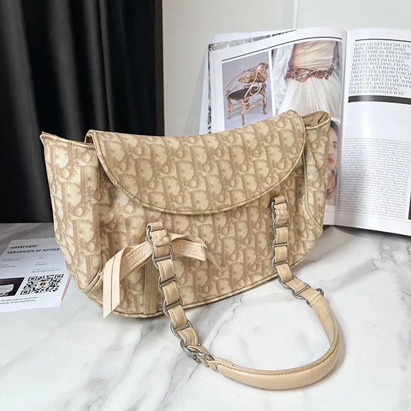 Túi Xách Tay Nữ Christian Dior Monogram Romantique Trotter Bag Beige Màu Be