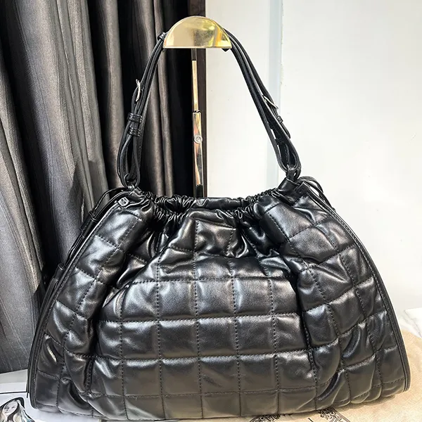 Túi Xách Tay Nữ Gucci Deco Medium Bag Black 746210-DAAAN-1000 Màu Đen