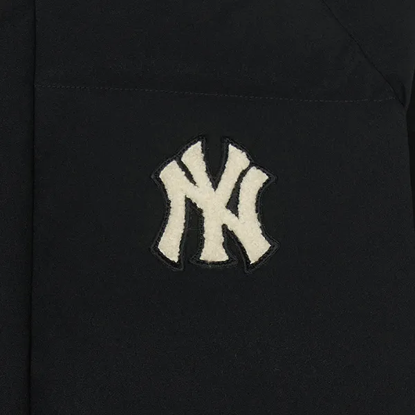 Áo Khoác MLB Varsity Hood Heavy Short Down Jkt New York Yankees 3ADJV1046-50BKS Màu Đen Size M