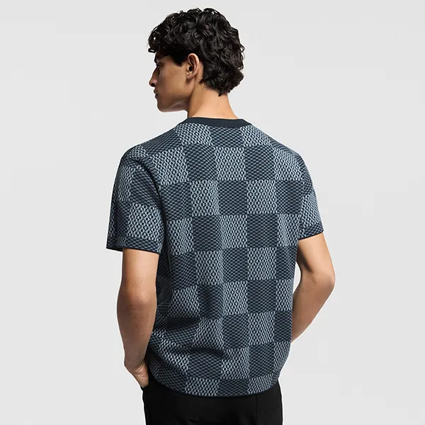 Áo Phông Louis Vuitton Damier Short-Sleeved Crewneck With LV Crystal Patch T-Shirt 1AGHTG Màu Xanh Chàm Size XS - Thời trang - Vua Hàng Hiệu