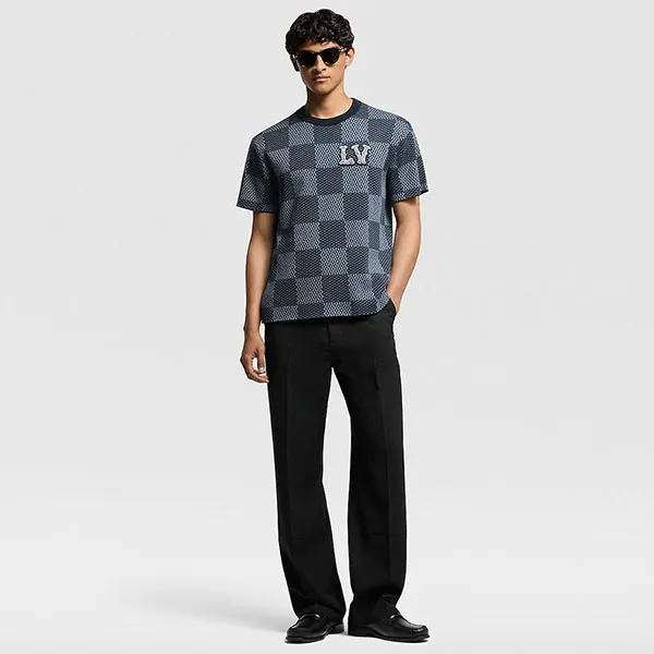 Áo Phông Nam Louis Vuitton LV Blue Damier Crewneck With Crystal LV Patch 1AGHTK Tshirt Màu Xanh Size M - Thời trang - Vua Hàng Hiệu