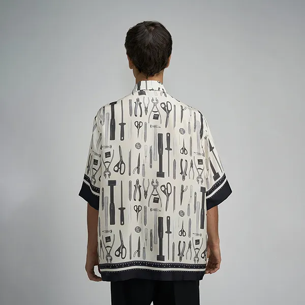 Áo Sơ Mi Nam Fendi Silk With Logo Printed Shirt FS0966 AR65 F1MTG Màu Kem/Đen Size 39