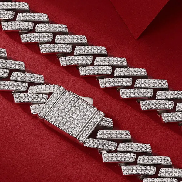 Dây Chuyền Nữ Lili Jewelry Cuban Đính Kim Cương Moissanite Aurelio LILI_081028 Màu Bạc Size 45cm