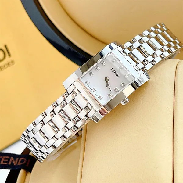 Đồng Hồ Nữ Fendi 7000L Ladies Watch Classico Orologi Diamond White Dial Màu Bạc