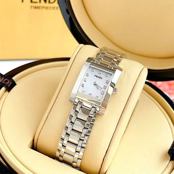 Đồng Hồ Nữ Fendi 7000L Ladies Watch Classico Orologi Diamond White Dial Màu Bạc