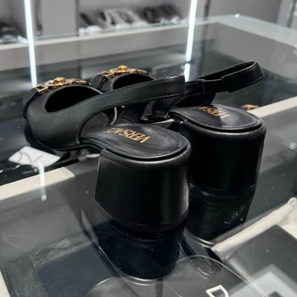 Giày Cao Gót Versace Medusa In Black Leather Slingback 1014619 1A08663 1B00V Màu Đen Size 37 - Giày - Vua Hàng Hiệu